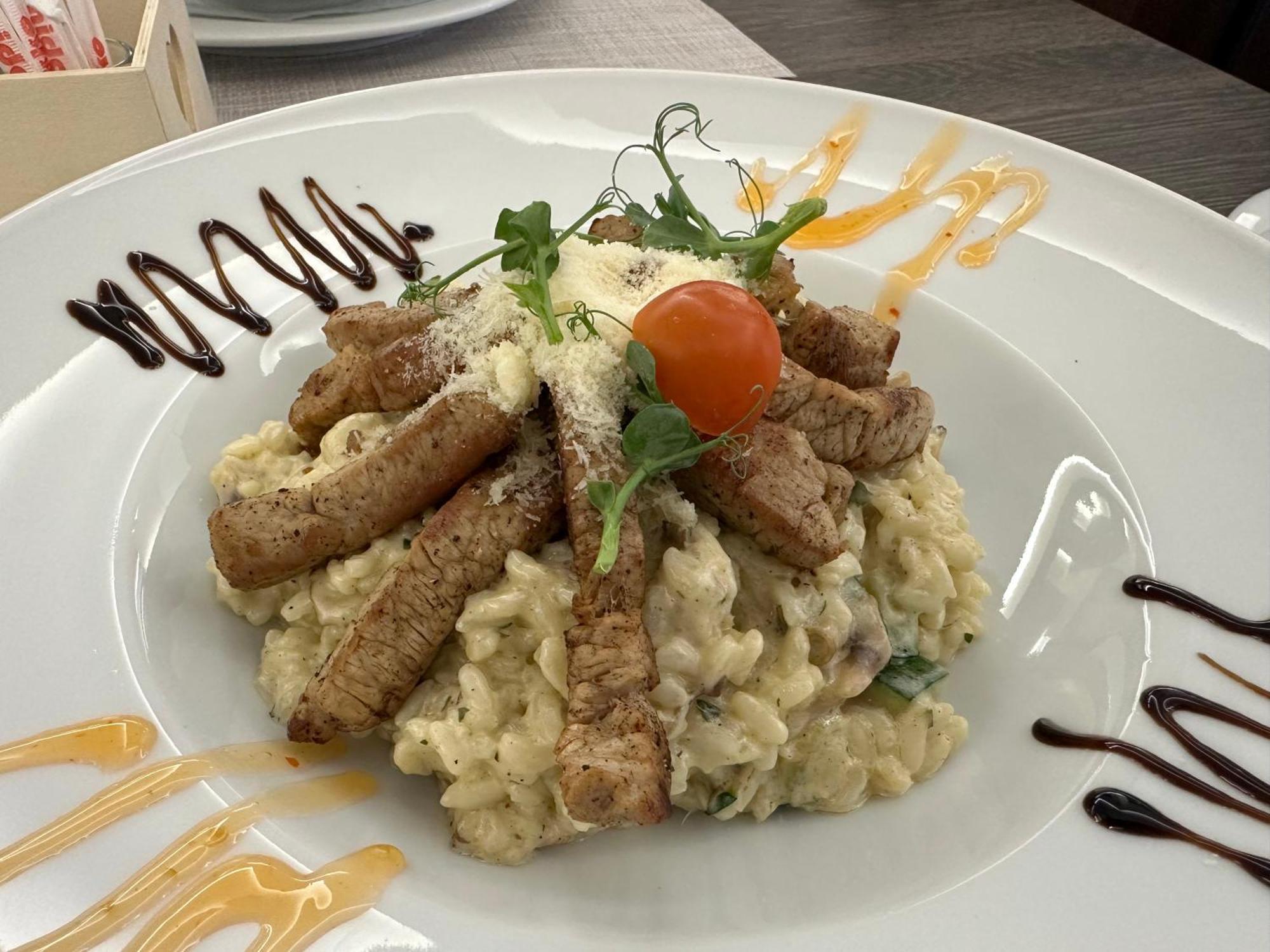Maestro - Rooms & Restaurant Vukovar Exteriör bild